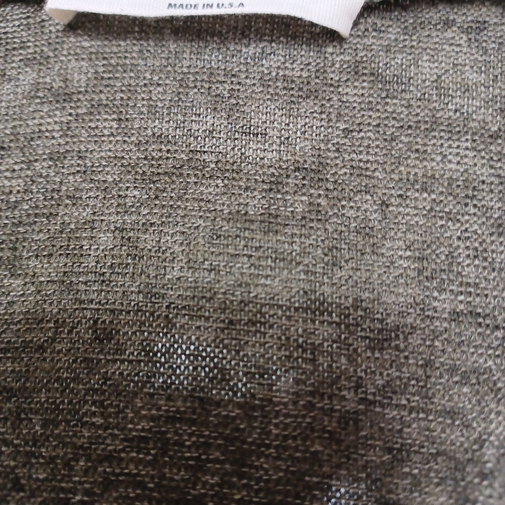 NWT Sweater Olive  Green. NViu - Picture 3 of 3